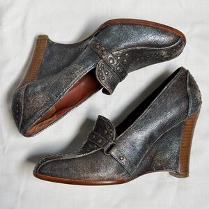 “Modern Vintage” Metallic Blue Wedges